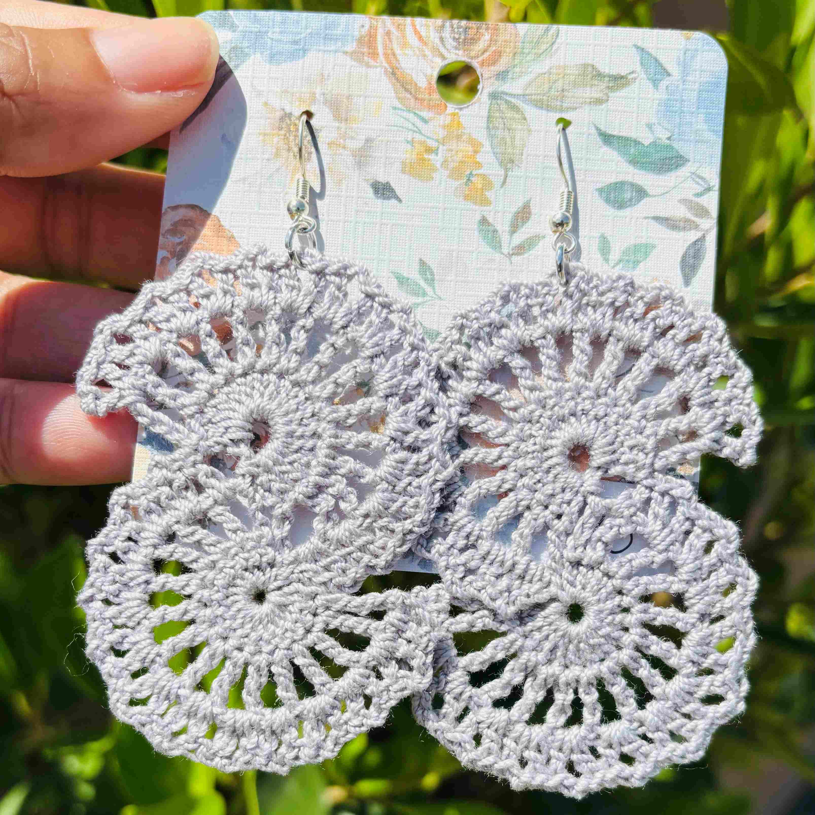 Grey S-Curl Earrings